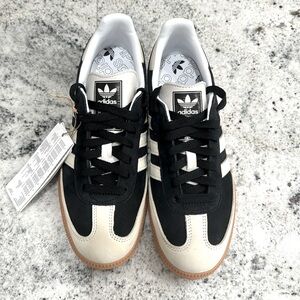 ADIDAS SAMBA CORE BLACK, WONDER WHITE & SILVER MET. WOMENS US SIZE 9.5